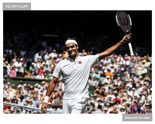 费德勒现身温网观战安德烈娃 新一代球员继承网坛精神与荣耀